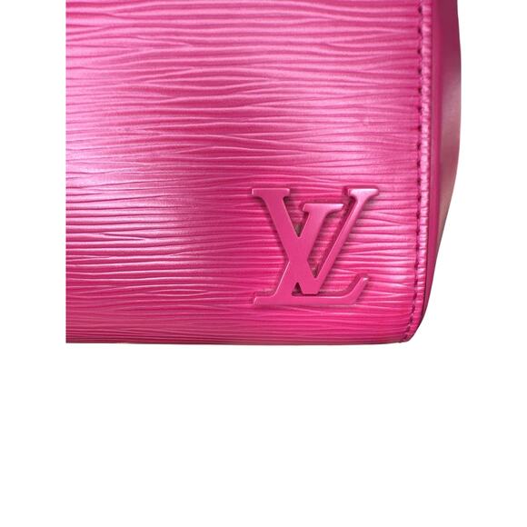 Louis Vuitton Epi Cluny BB Hot Pink - Picture 10 of 11